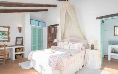 Double bedded room with en suite facilities