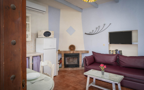 Entering your 45m2 casita