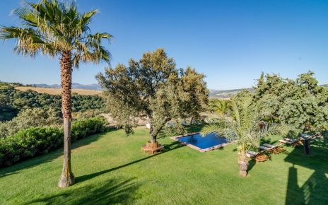 Looking at the pool from upper level terraces