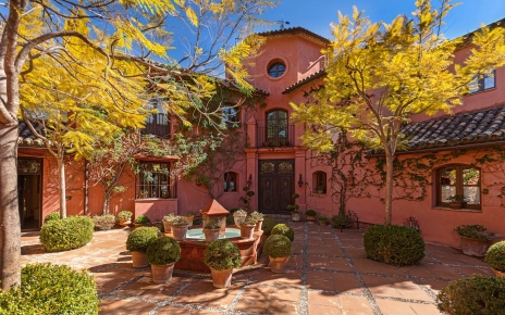 Patio / entrada principal