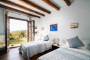 Twin bedded room