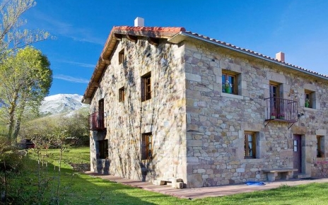 Your villa in unspoilt Green Spain