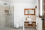 En suite facilities (walk-in shower)
