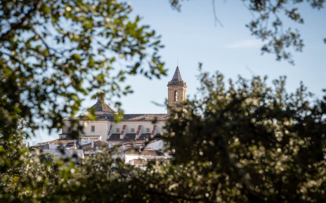 Jabugo de nuevo visto desde la distancia
