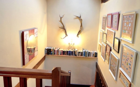 Small library corner