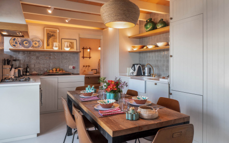 Indoor dining facilities