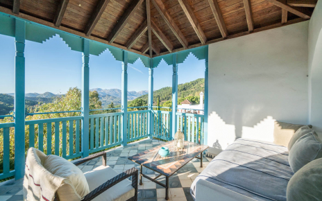 Top terrace Casita (2nd floor) with day bed