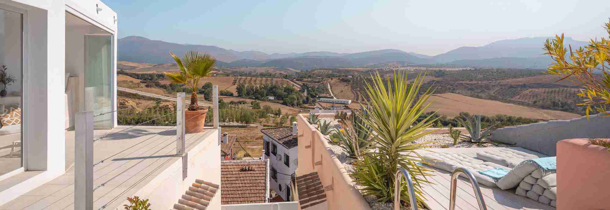 Excelente casa con 2 piscinas a un paseo del casco histórico de Ronda