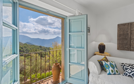 Lounge also with views