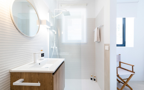 Suite 1 - El almendro desnudo