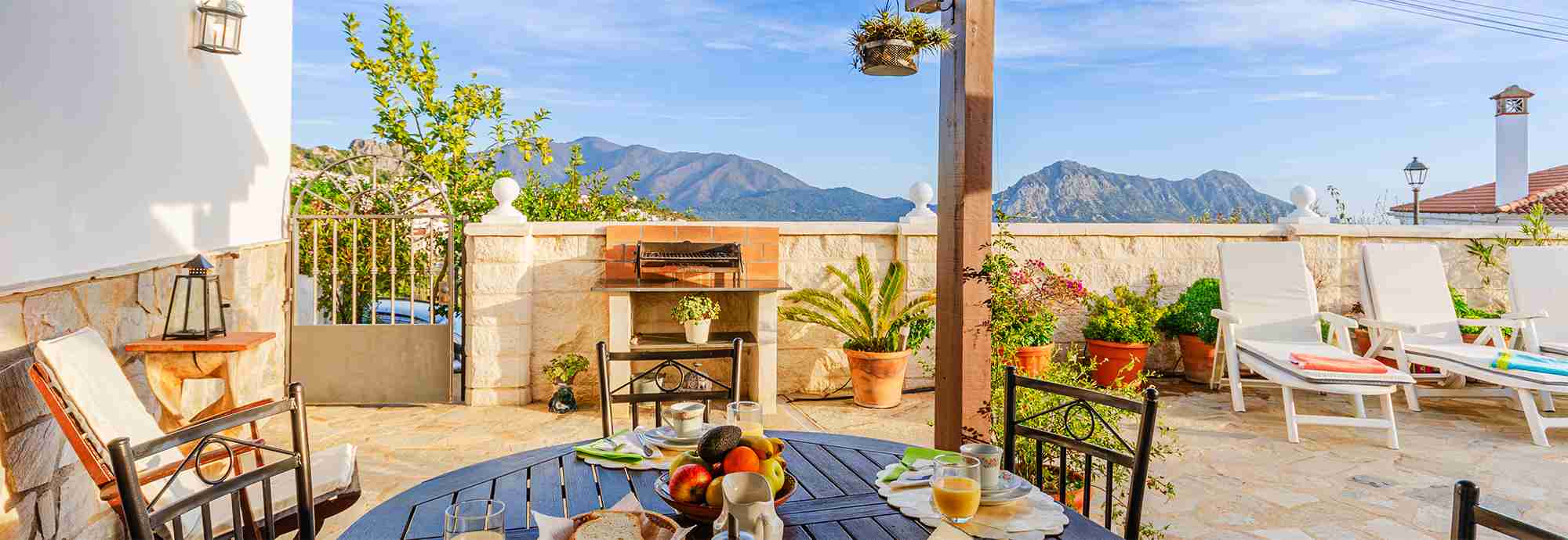 Casa de pueblo en Gaucin para vacaciones sencillas junto a tiendas y bares