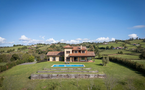 Huge private gardens