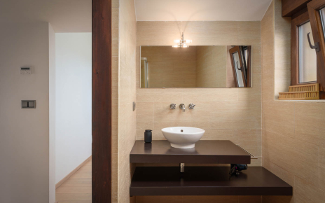 En suite facilities bedroom 3