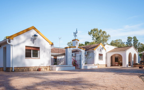 A holiday home arranged all on one floor