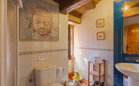 Bedroom 3 en suite facilities