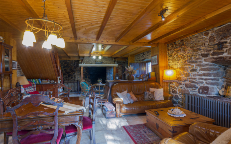 Antiguo salón de la casa de labranza