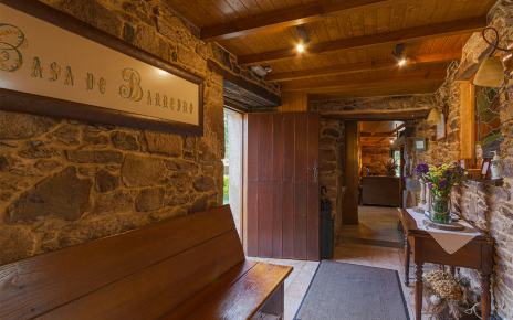 Acceso a jardines desde zona de cocina