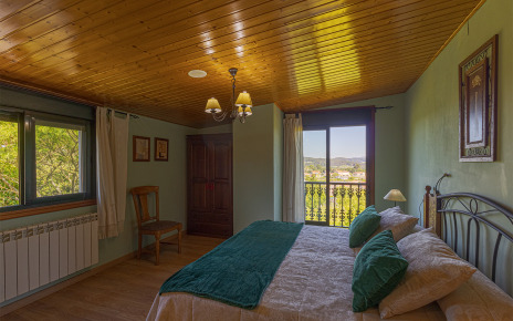 Dormitorio 1 (Primavera) con balcón