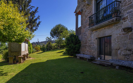 Cuarto con lavadora, frigorífico adicional .