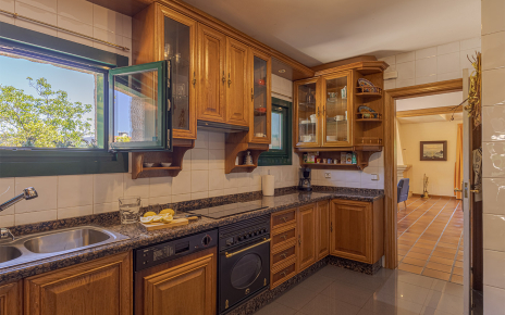 Cocina bien equipada