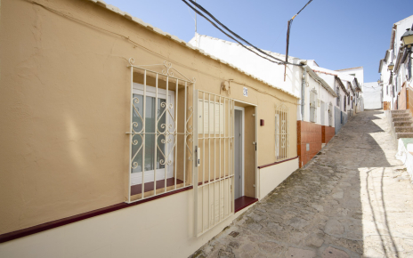 Una traquila calle cerca del centro histórico
