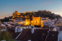 Aracena town is 15 to 20 minutes walk away