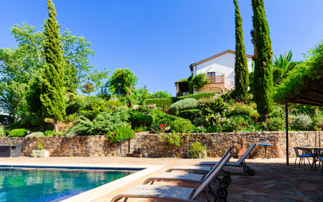 Private and complete Aracena villa