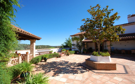 Main entrance leads to external patio