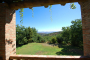 Vistas desde porche, el pantano de Aracena es visible en la distancia