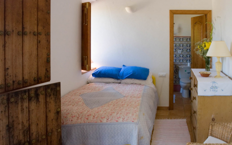 Self-contained apartment (directly below main house)