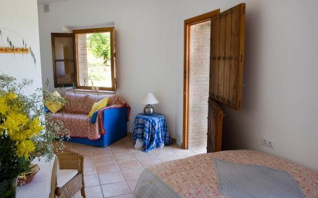 Self-contained apartment (directly below main house)