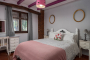Habitación con cama doble