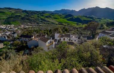 Holidays in El Gastor and Montecorto, Ronda Mountains